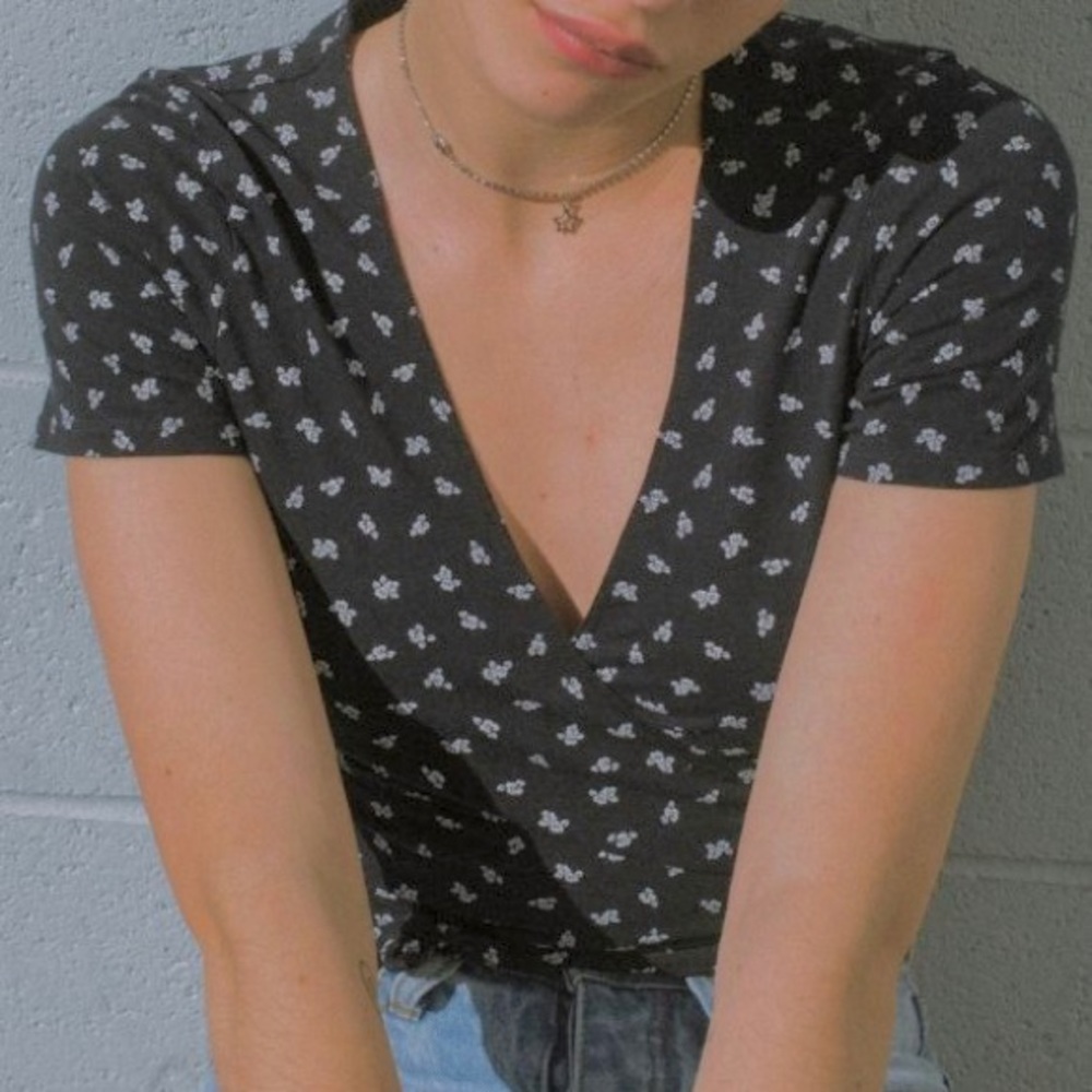 Brandy Melville Rae top
